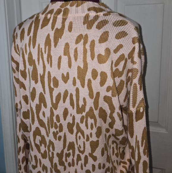 Show Me Your Mumu XS Pink Leopard Cliffside Sweater - Picture 6 of 9
